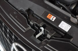 2009款马自达睿翼2.0L豪华型