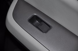 2009款马自达睿翼2.0L豪华型