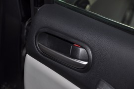 2009款马自达睿翼2.0L豪华型