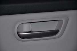 2009款马自达睿翼2.0L豪华型