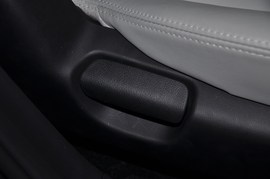 2009款马自达睿翼2.0L豪华型