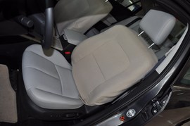 2009款马自达睿翼2.0L豪华型