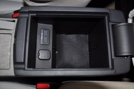 2009款马自达睿翼2.0L豪华型