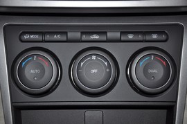 2009款马自达睿翼2.0L豪华型