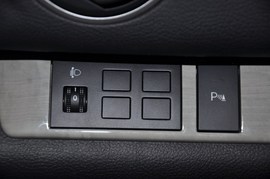 2009款马自达睿翼2.0L豪华型