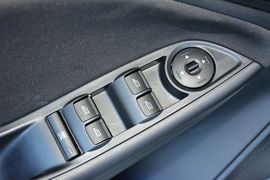 2017款福特福克斯两厢1.6L手动舒适型智行版