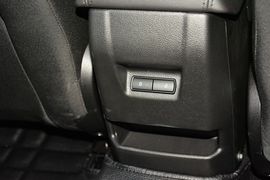 2017款福特福克斯两厢1.6L手动舒适型智行版