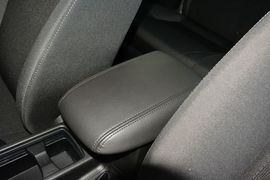2017款福特福克斯两厢1.6L手动舒适型智行版