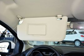 2017款福特福克斯两厢1.6L手动舒适型智行版
