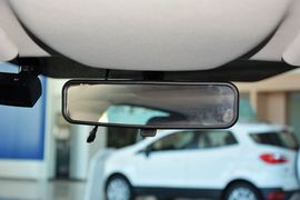 2017款福特福克斯两厢1.6L手动舒适型智行版