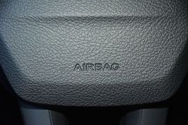 2017款福特福克斯两厢1.6L手动舒适型智行版