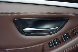 2017款宝马528Li