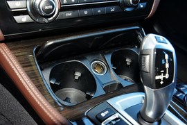 2017款宝马528Li