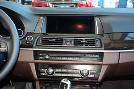 2017款宝马528Li
