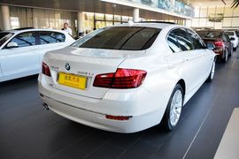 2017款宝马528Li