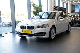 2017款宝马528Li