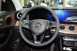 2016款奔驰E200