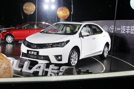 2017款丰田卡罗拉1.2T