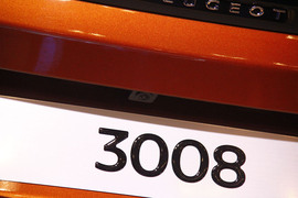 标致3008