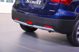 铃木SX4
