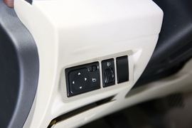 2017款东风风行全新菱智M5