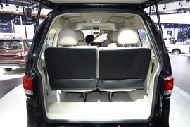 2017款东风风行全新菱智M5