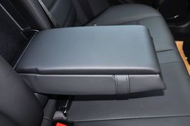 2010款奔驰C63