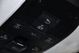 2010款奔驰C63