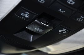 2010款奔驰C63