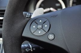2010款奔驰C63