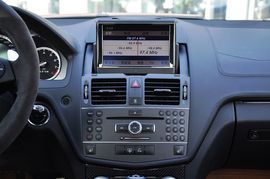 2010款奔驰C63