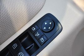 2009款奔驰B200豪华型