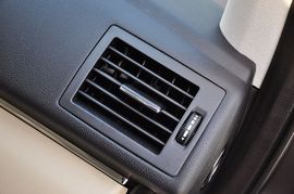 2009款奔驰B200豪华型