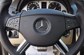 2009款奔驰B200豪华型