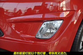 2011款北京现代瑞纳两厢1.4L自动豪华型图解