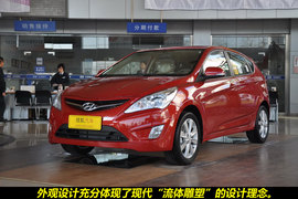 2011款北京现代瑞纳两厢1.4L自动豪华型图解