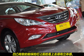 2011款北京现代索纳塔八2.4L