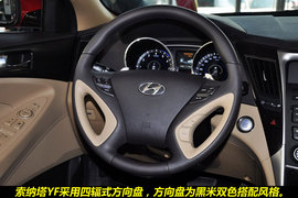 2011款北京现代索纳塔八2.4L