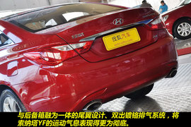 2011款北京现代索纳塔八2.4L