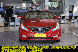 2011款北京现代索纳塔八2.4L