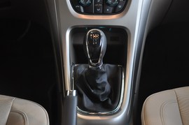 2010款别克英朗GT