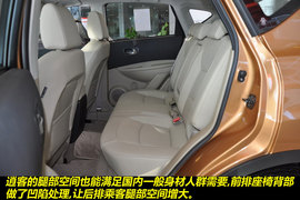 2011款日产逍客2.0XV龙