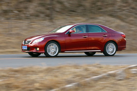 丰田锐志深度测试