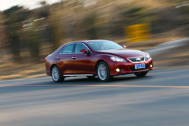 丰田锐志深度测试