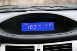 2011款风神H30试驾实拍