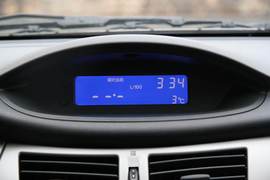 2011款风神H30试驾实拍