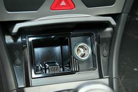 2011款风神H30试驾实拍