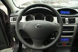 2011款风神H30试驾实拍