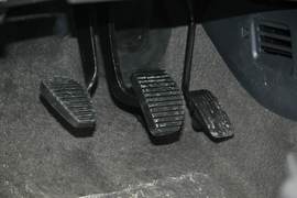 2011款风神H30试驾实拍