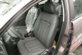 2011款风神H30试驾实拍